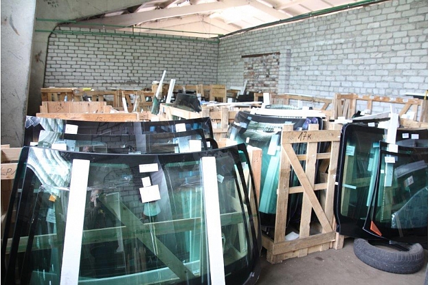 Parbrize MERCEDES Parbriz MERCEDES Montaj ACASA